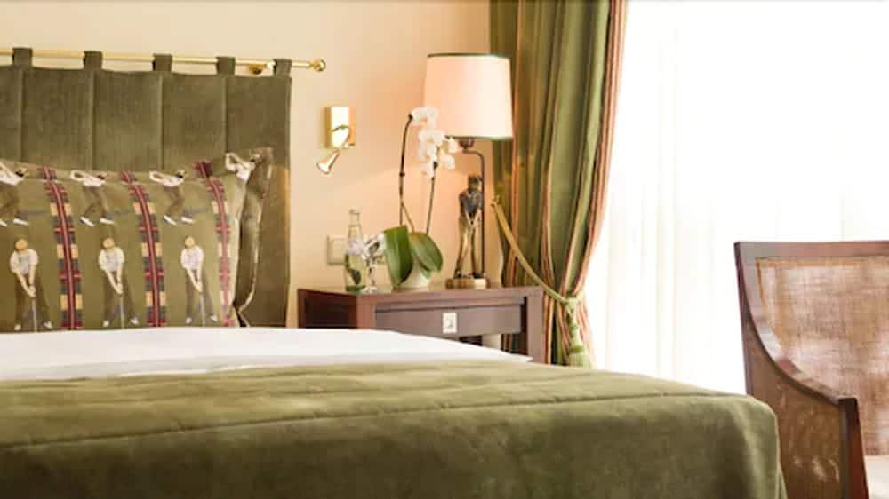 Althoff Hotel Fuerstenhof Celle Ngoại thất bức ảnh A room at the hotel
